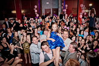 Elisa's Bat Mitzvah party. Photos by Motti Montreal|Vaudreil Bat Mitzvah photographer